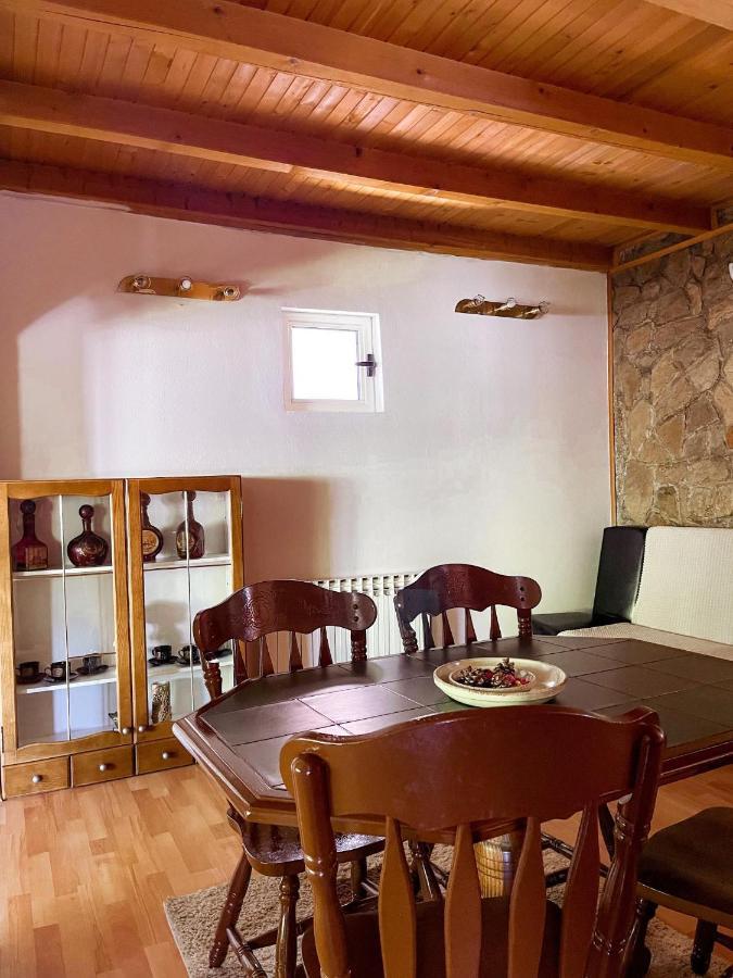Adella Apartment Sarajevo Ngoại thất bức ảnh