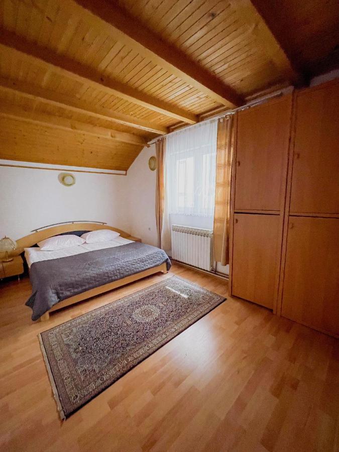 Adella Apartment Sarajevo Ngoại thất bức ảnh