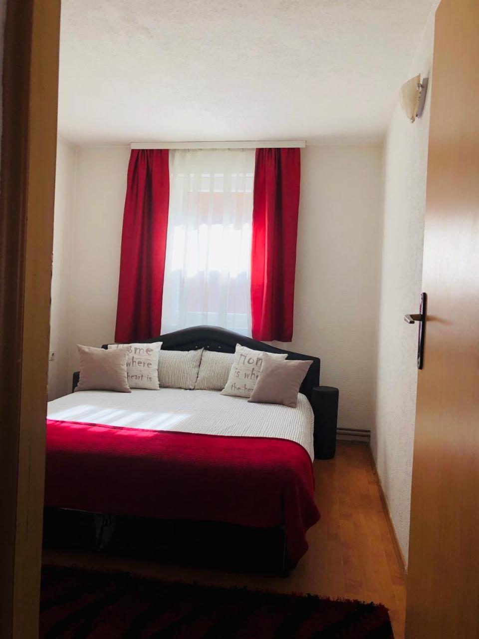 Adella Apartment Sarajevo Ngoại thất bức ảnh