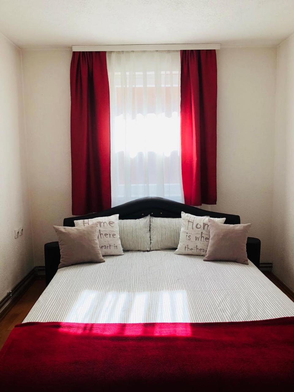 Adella Apartment Sarajevo Ngoại thất bức ảnh