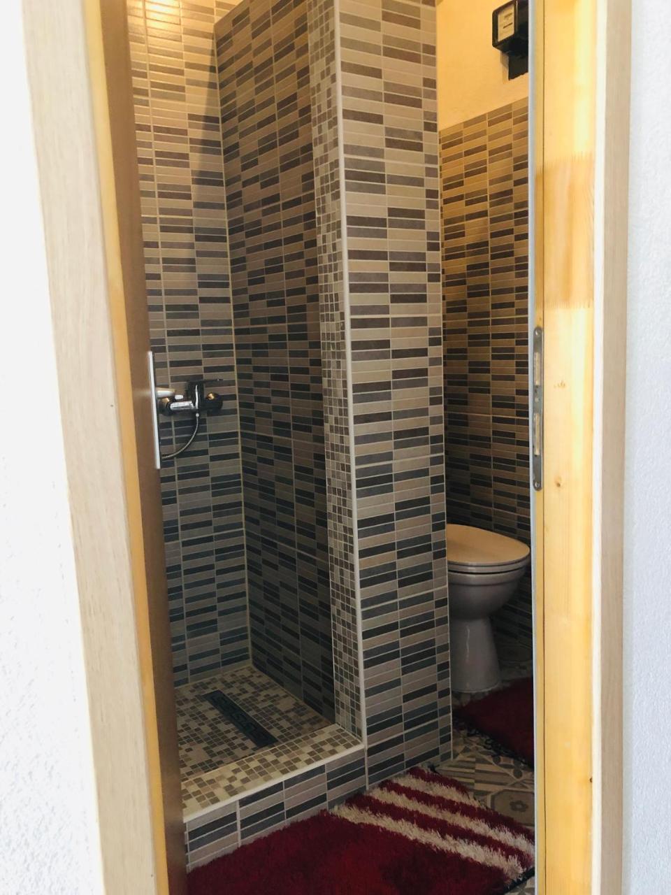 Adella Apartment Sarajevo Ngoại thất bức ảnh