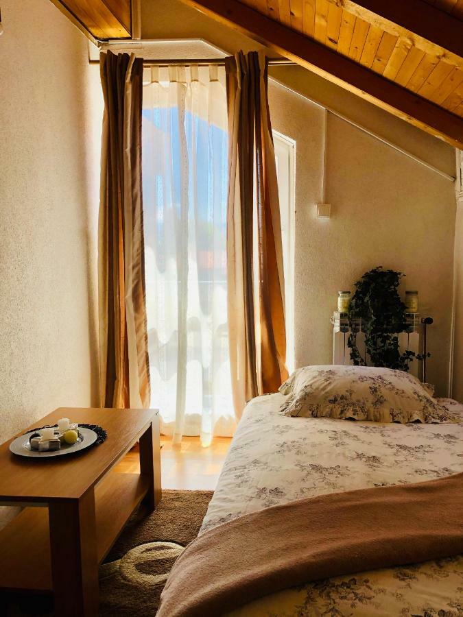Adella Apartment Sarajevo Ngoại thất bức ảnh